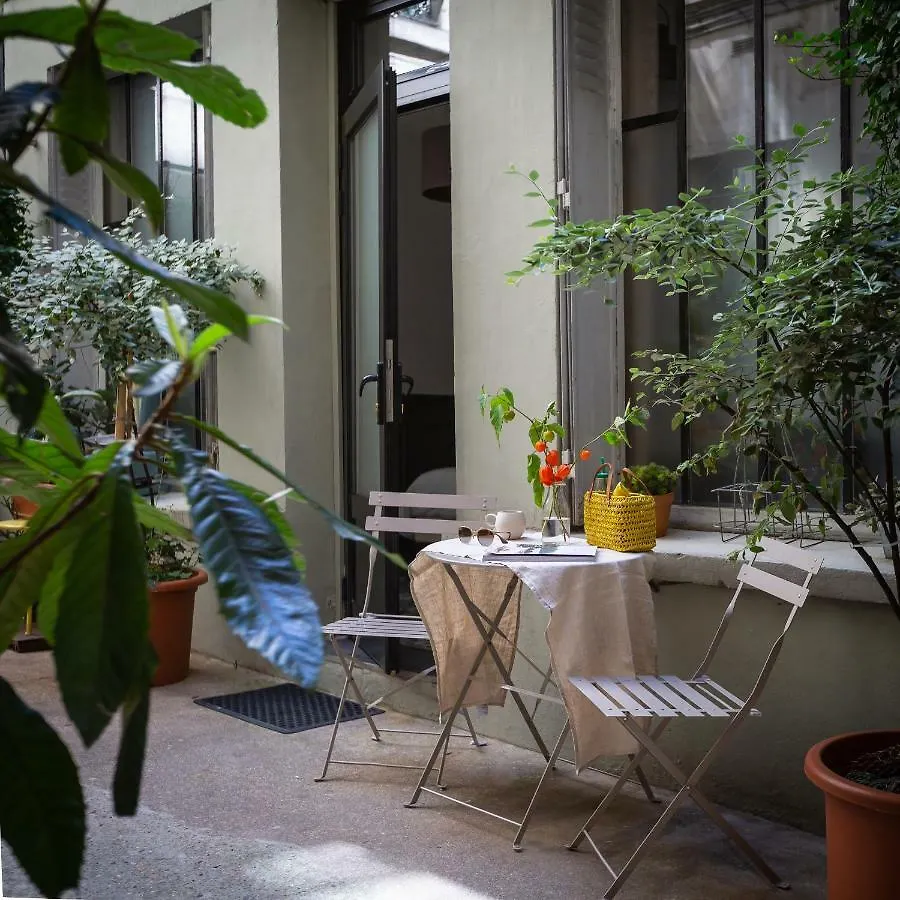 Artisan Lofts Near Marais Appartement *