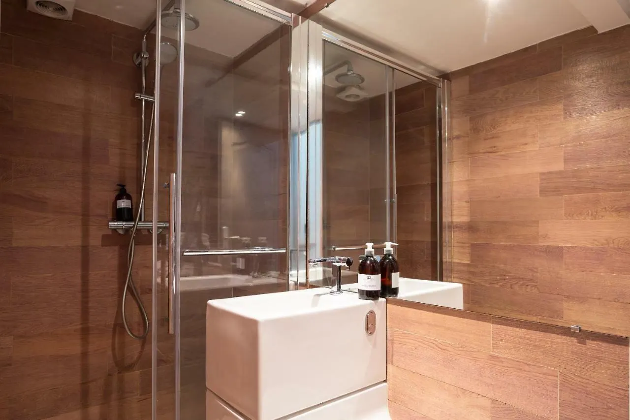 Apartment Artisan Lofts Near Marais Paris