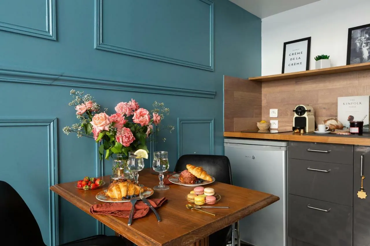 Artisan Lofts Near Marais * Paris